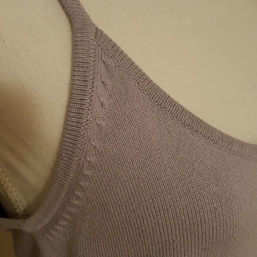 🌸CASHMERE VICTORIA'S SECRET TOP. - Picture 3 of 7